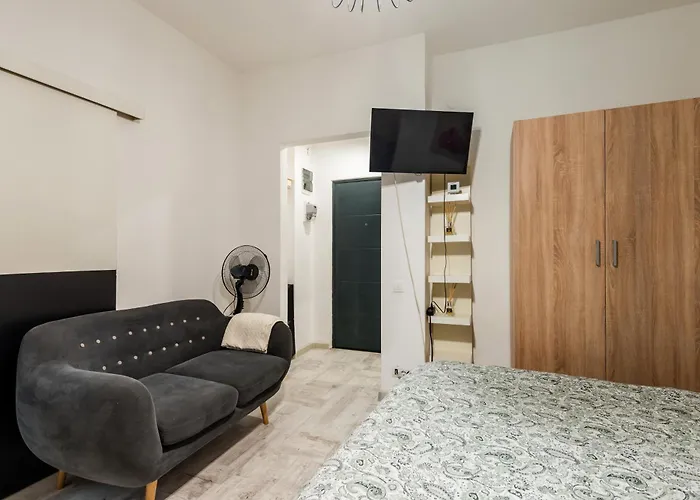Guest - 3 Apartment