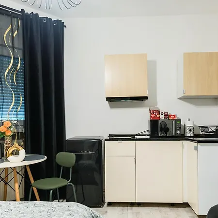 Guest - 3 Appartement Boekarest